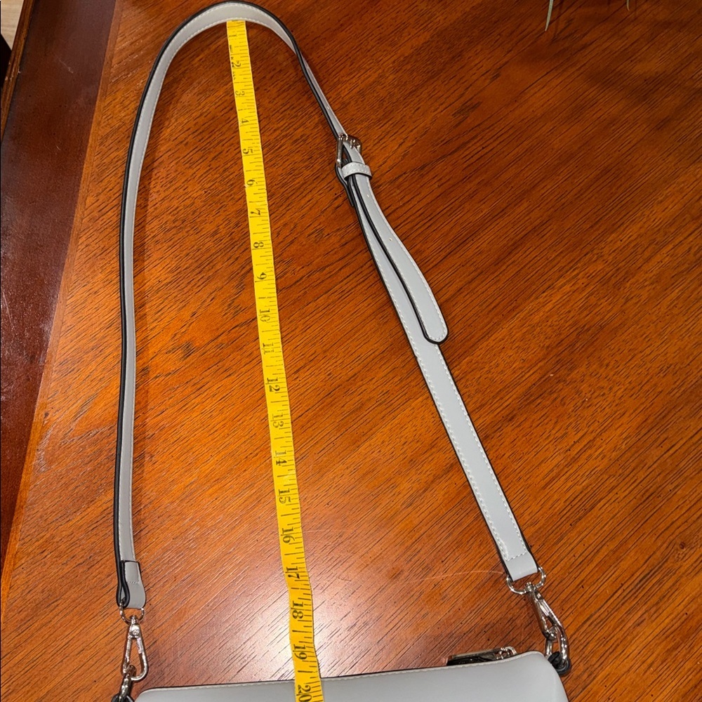 VONI LOS ANGELES gray color shoulder bag purse zip closure med size adjustable - Picture 16 of 17